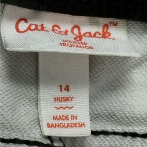 NWT: "Cat & Jack" boy's pants and t-shirt - Picture 10 of 12